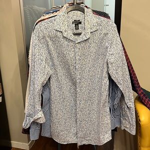 Men’s Small BAR III Button up white with blue floral